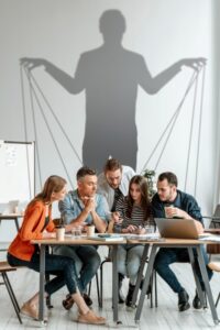 ejemplos de dinámicas de trabajo en equipo